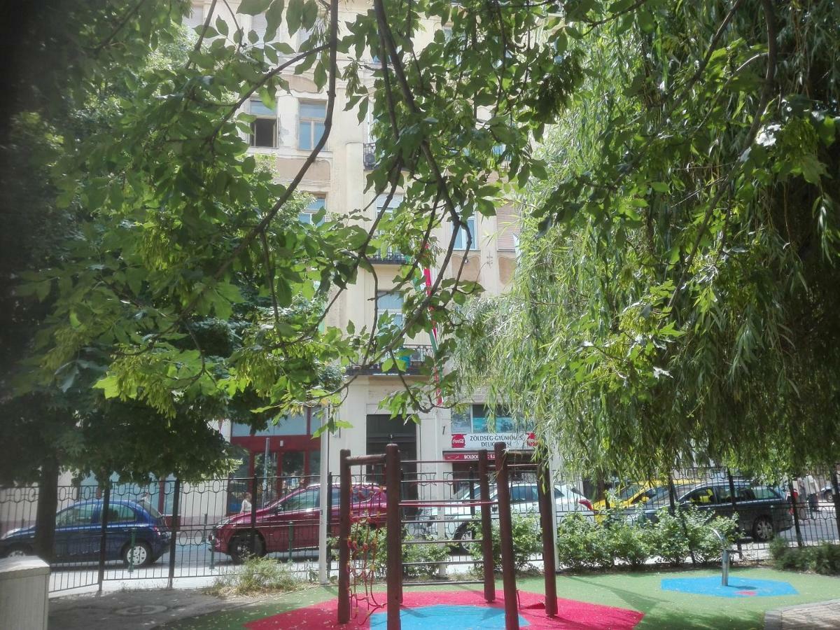 A Quiet Place In The Heart Of The City บูดาเปสต์ ภายนอก รูปภาพ